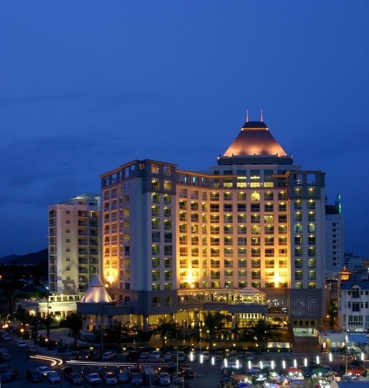סי ראצ'ה Cape Racha Hotel מראה חיצוני תמונה