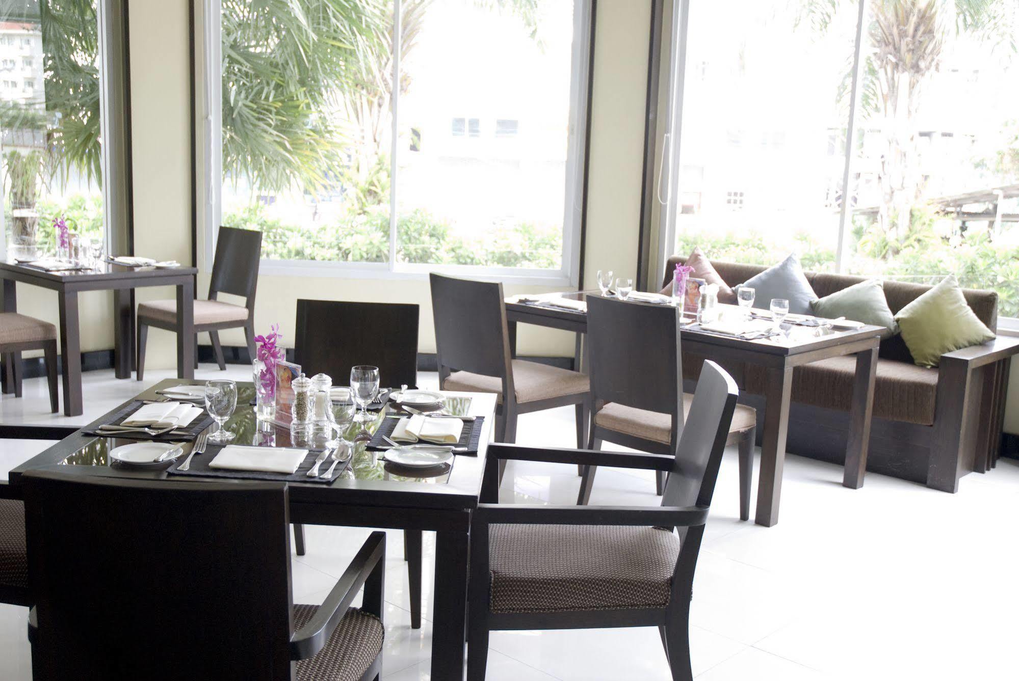 סי ראצ'ה Cape Racha Hotel מראה חיצוני תמונה