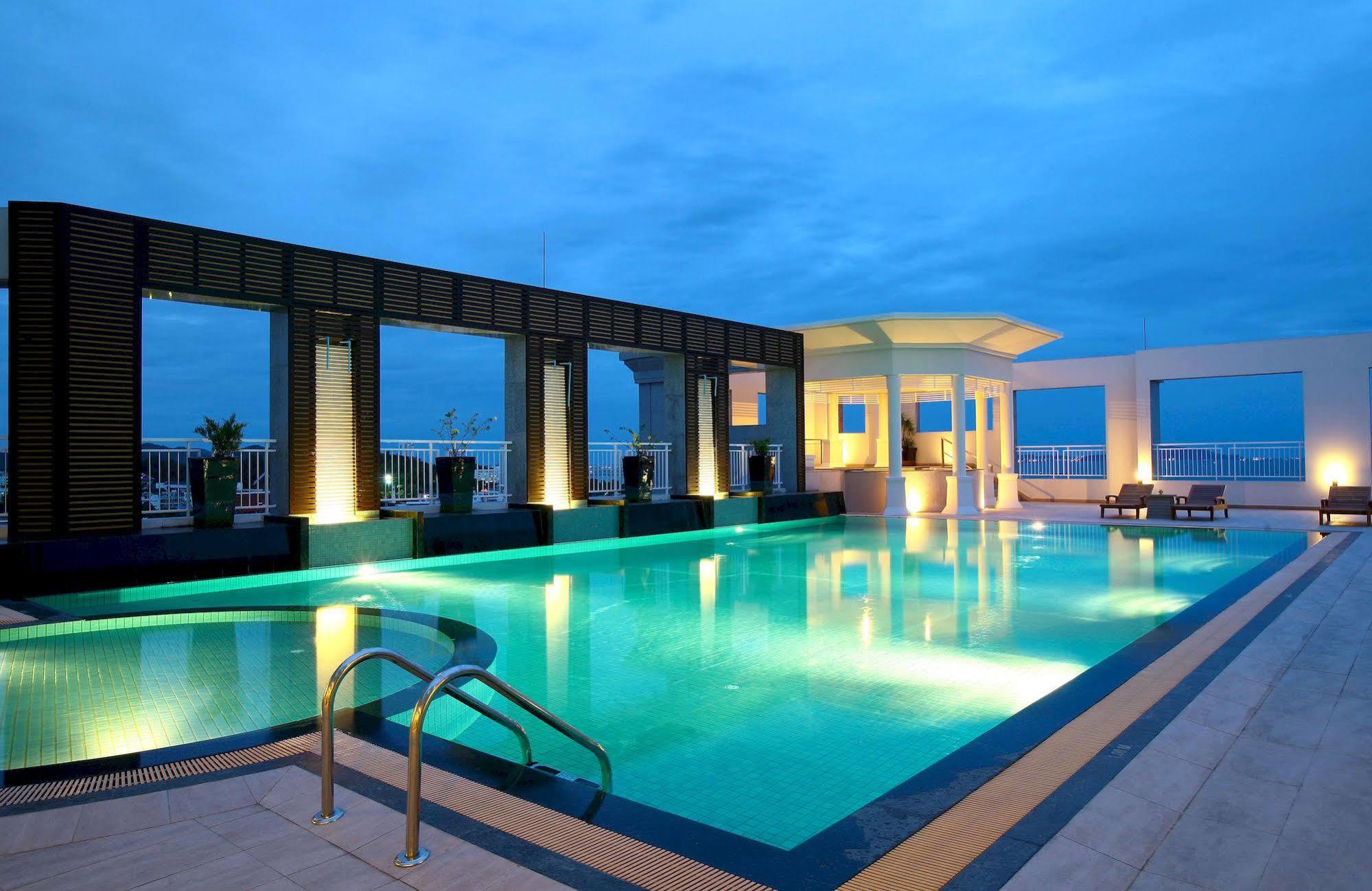 סי ראצ'ה Cape Racha Hotel מראה חיצוני תמונה