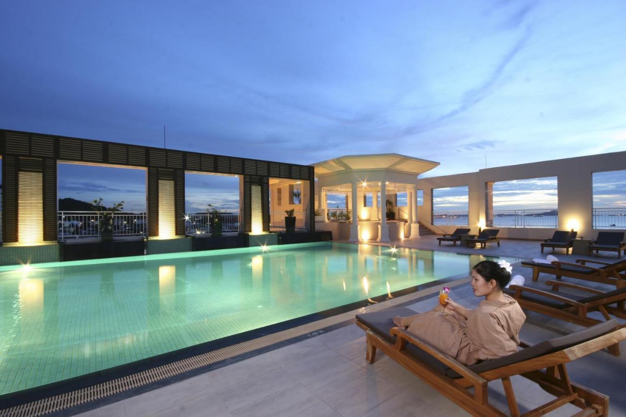 סי ראצ'ה Cape Racha Hotel מראה חיצוני תמונה